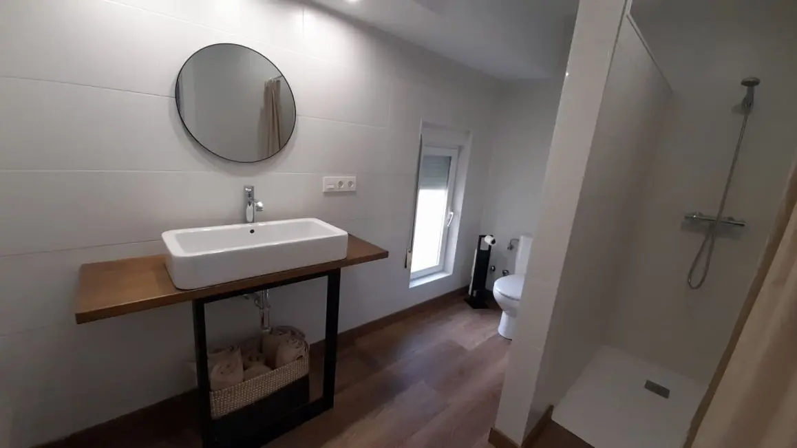 Baño con ducha